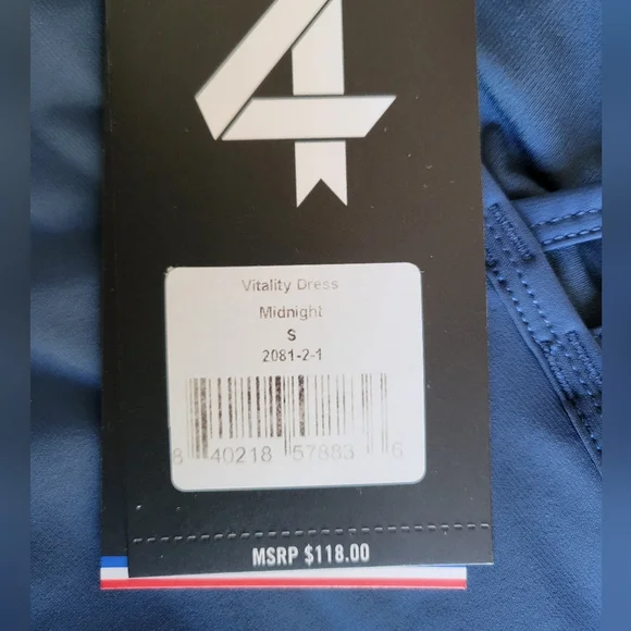 NWT FourLaps Vitality Athleisure Sport Dress Built-in Shorts Midnight Blue Small - Picture 8 of 13